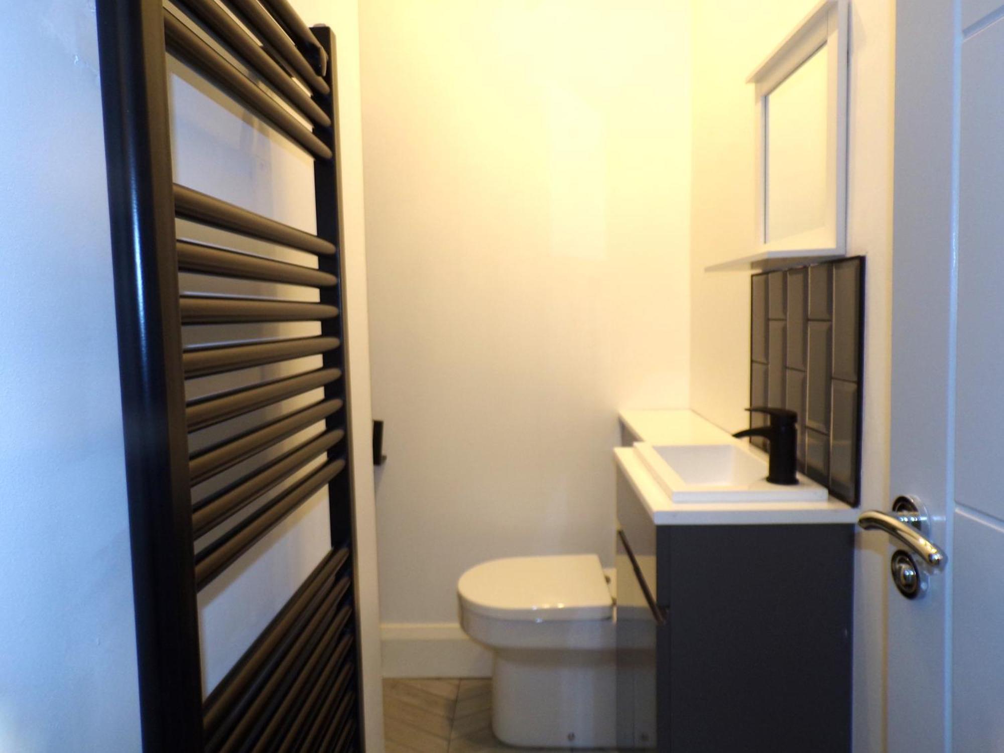 Hazelhurst House - 4 Bedrooms 2 Bathrooms Stoke-on-Trent Bagian luar foto